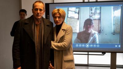 SOKO Stuttgart: Staffel 13, Folge 5: Doppeltes Spiel (2)