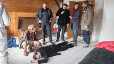 SOKO Wismar: Staffel 15, Folge 5: Leichenschmaus SOKO Wismar: Staffel 15, Folge 5: Leichenschmaus