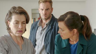 SOKO Wismar: Staffel 14, Folge 25: Aus Liebe SOKO Wismar: Staffel 14, Folge 25: Aus Liebe