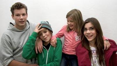 sonntags: Geschwister