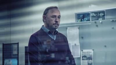 Stralsund: Staffel 2, Folge 7: Das Manifest Stralsund: Staffel 2, Folge 7: Das Manifest