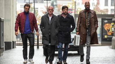 The Bank Hacker: Staffel 1, Folge 1: New Level