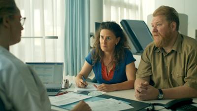 The Club: Staffel 1, Folge 1: Der Club, zu dem niemand gehören will