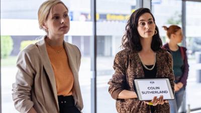 The Diplomat: Staffel 1, Folge 1: Tod in Barcelona