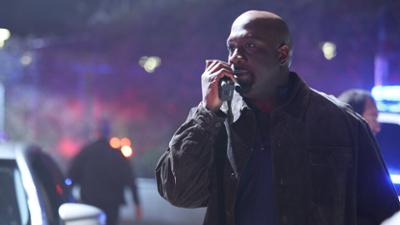 The Rookie: Staffel 5, Folge 22: Unter Beschuss