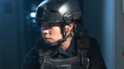 The Rookie: Staffel 7, Folge 12: April, April