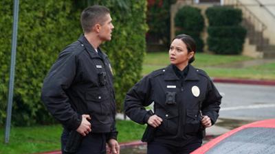 The Rookie: Staffel 1, Folge 16: Vogelfrei