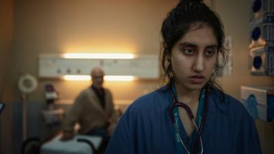 This Is Going To Hurt: Staffel 1, Folge 6: Shrutis Entscheidung This Is Going To Hurt: Staffel 1, Folge 6: Shrutis Entscheidung