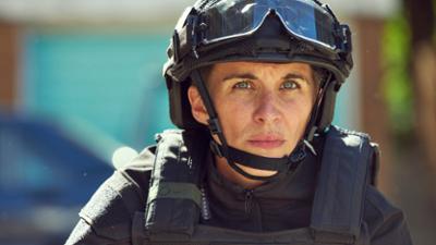 Trigger Point: Staffel 1, Folge 1: Entschärfer
