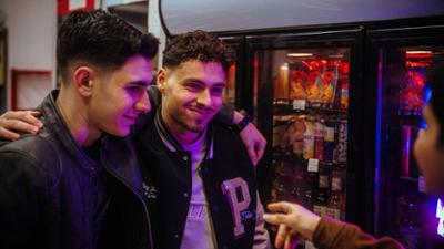 Uncivilized: Staffel 1, Folge 1: Hanau 