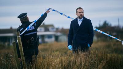 Under Salt Marsh - Tod in den Salzwiesen: Ein grauenhafter Fund