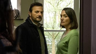Unit 42: Staffel 2, Folge 5: Firewall Unit 42: Staffel 2, Folge 5: Firewall