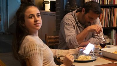 Unit 42: Staffel 2, Folge 6: Cyber Love Unit 42: Staffel 2, Folge 6: Cyber Love