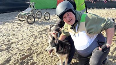 Waldis Welt: Staffel 3, Folge 3: Auf die Hunde gekommen