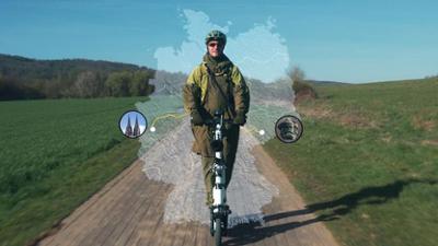 ZDF Magazin Royale: Mit dem E-Scooter von Köln-Ehrenfeld nach Chemnitz