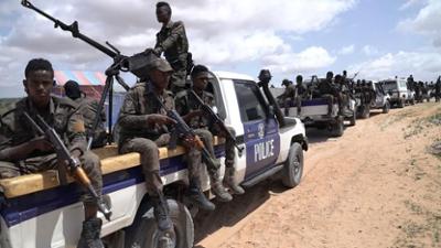 ZDFinfo - die Einzeldokus: Staffel 2020, Folge 159: Somalia am Abgrund - Leben mit Terror und Gewalt ZDFinfo - die Einzeldokus: Staffel 2020, Folge 159: Somalia am Abgrund - Leben mit Terror und Gewalt