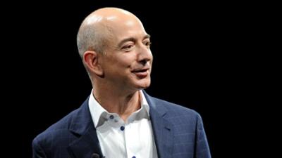 ZDFinfo - die Einzeldokus: Staffel 2020, Folge 129: Weltmacht Amazon - Das Reich des Jeff Bezos ZDFinfo - die Einzeldokus: Staffel 2020, Folge 129: Weltmacht Amazon - Das Reich des Jeff Bezos